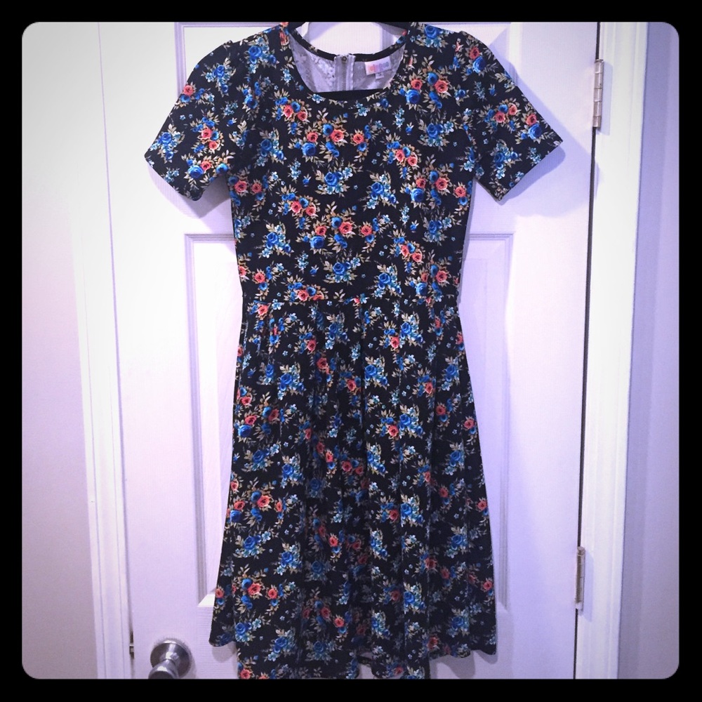 Pretty Floral Amelia by Lularoe